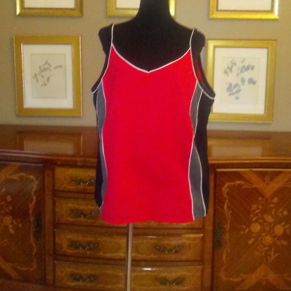 0207 Just My Size Sleeveless Top w/ Built In Bra - Picture 1 of 6